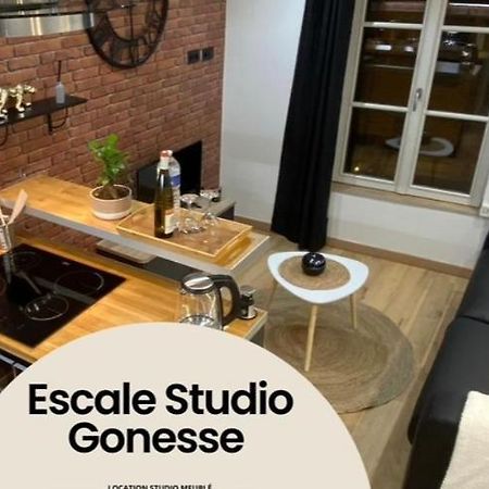 Escale Studio 21M Aeroport Cdg Parc Expo Asterix Gonesse Dış mekan fotoğraf