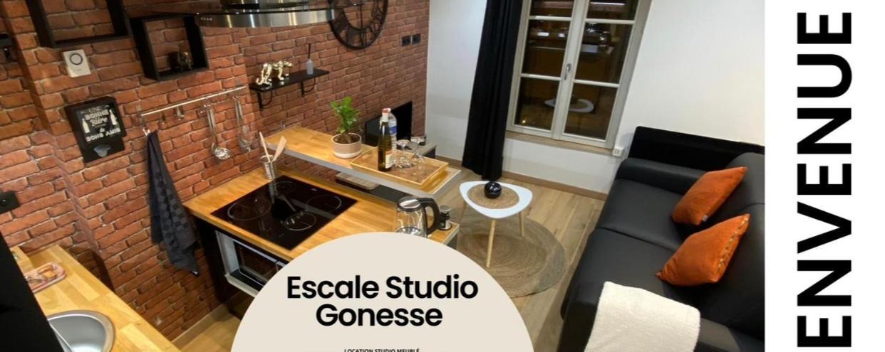Escale Studio 21M Aeroport Cdg Parc Expo Asterix Gonesse Dış mekan fotoğraf